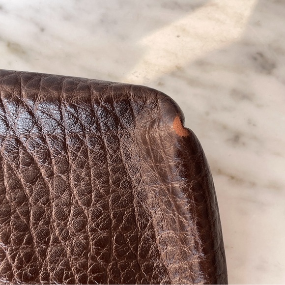 DKNY Slim Sling/Shoulder Bag Genuine Leather - Picture 8 of 15